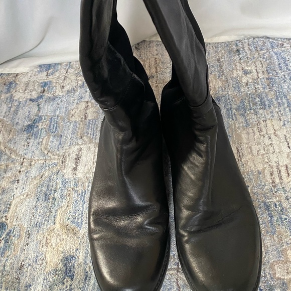 Stuart Weitzman 5050 Leather Over the Knee Boots - Picture 2 of 12